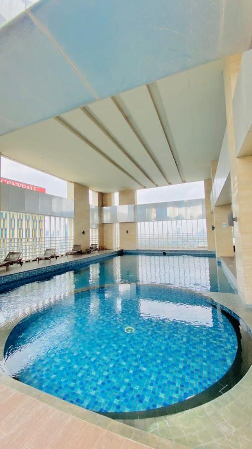 The H Tower Rasuna Suites Kuningan Jakarta By Villaloka Екстериор снимка