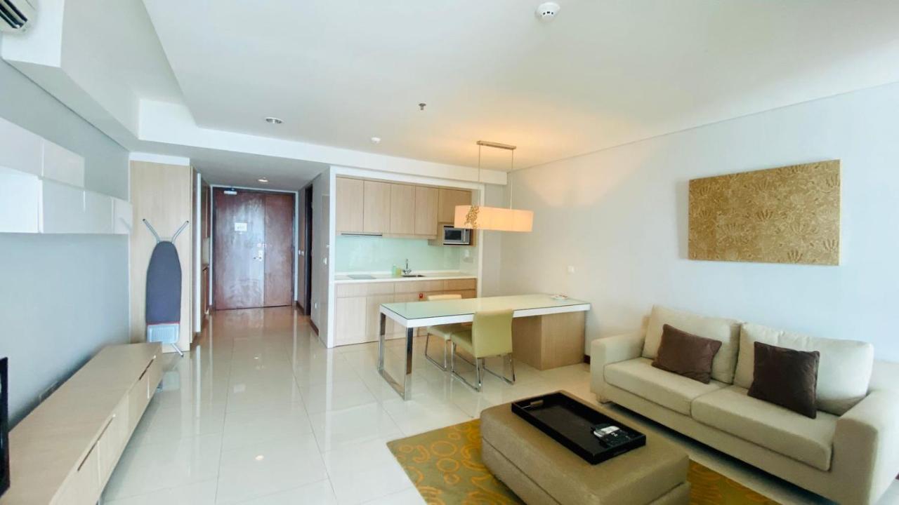 The H Tower Rasuna Suites Kuningan Jakarta By Villaloka Екстериор снимка
