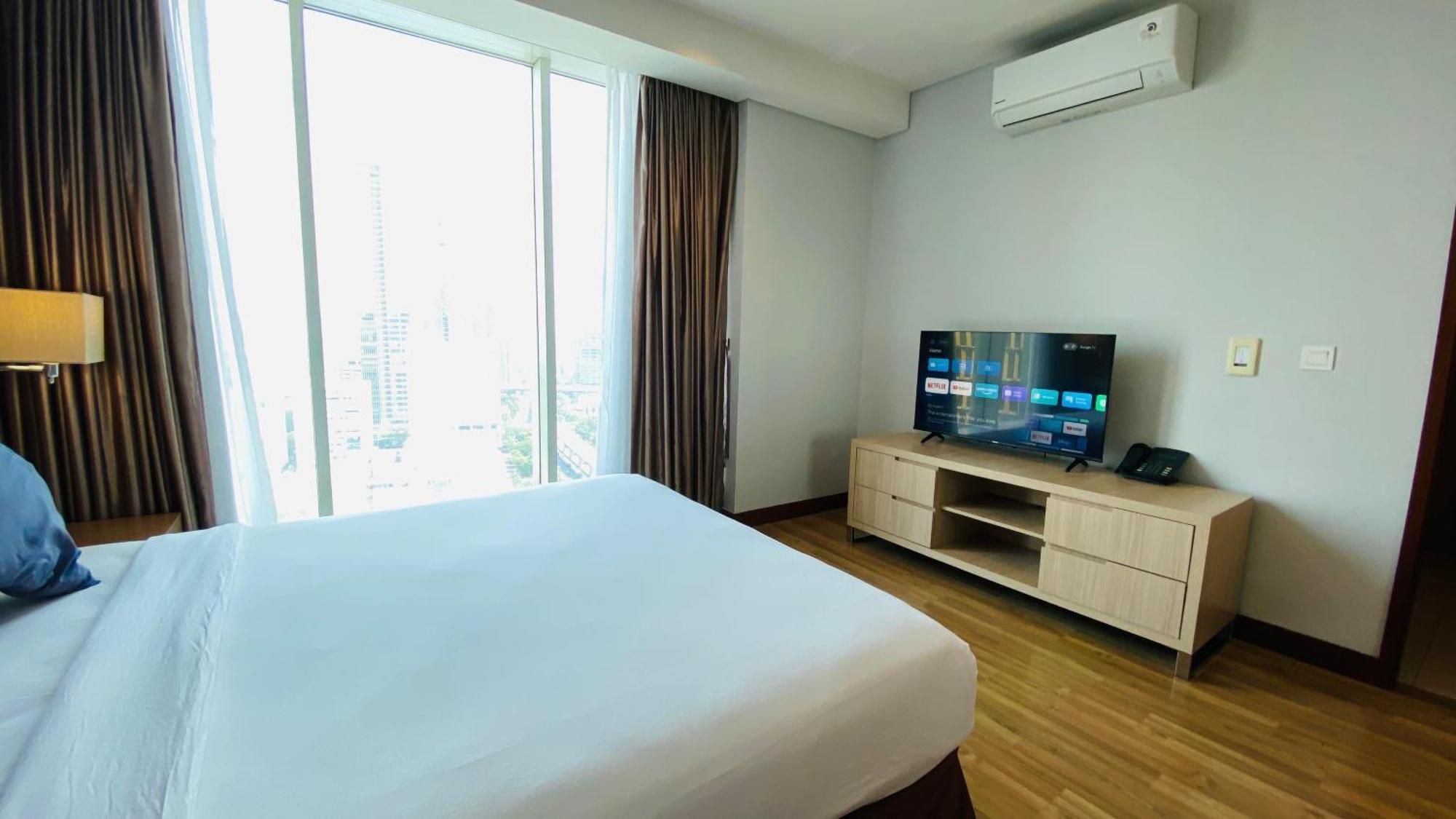 The H Tower Rasuna Suites Kuningan Jakarta By Villaloka Екстериор снимка