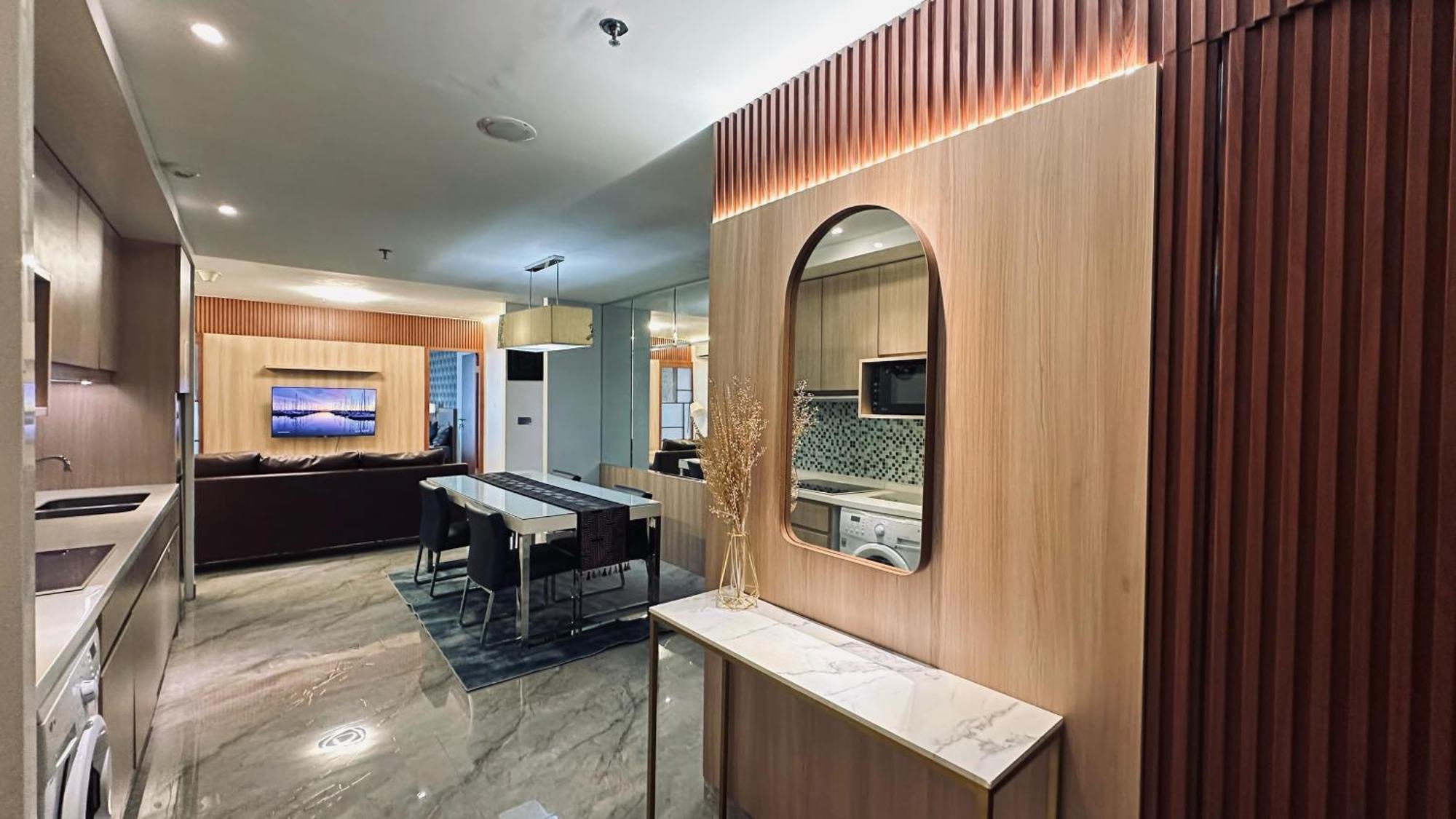 The H Tower Rasuna Suites Kuningan Jakarta By Villaloka Екстериор снимка