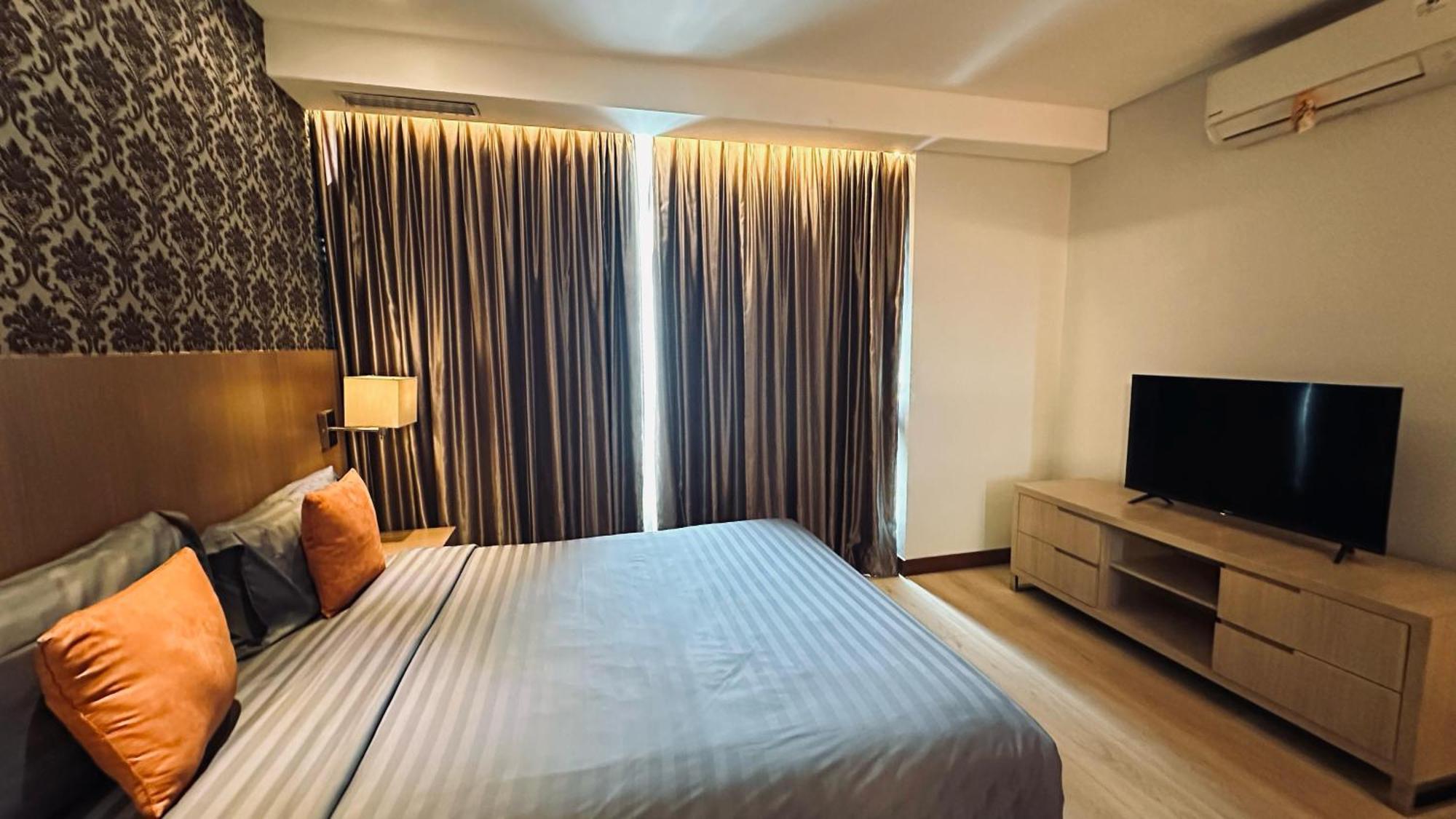 The H Tower Rasuna Suites Kuningan Jakarta By Villaloka Екстериор снимка