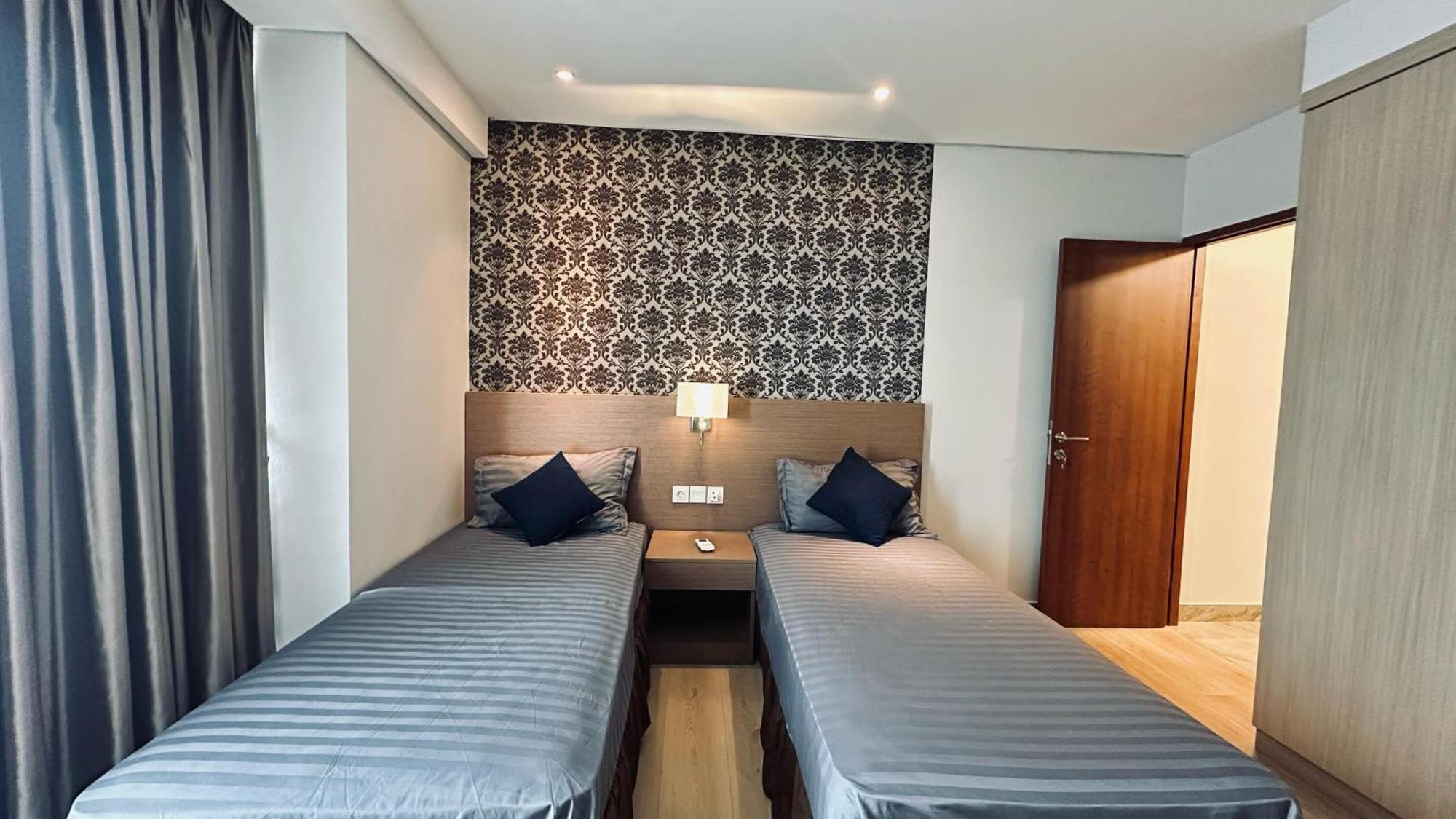 The H Tower Rasuna Suites Kuningan Jakarta By Villaloka Екстериор снимка